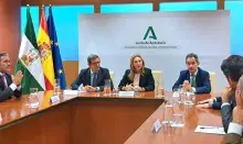 Firma contrato centralizado REDEJA