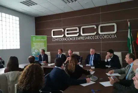 Paquete%20de%20Industria%20presentaci%C3%B3n%20C%C3%B3rdoba.jpeg