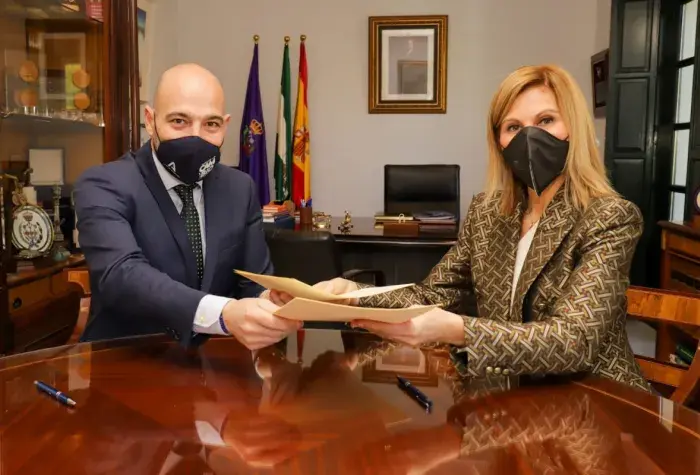 Foto firma.jpg