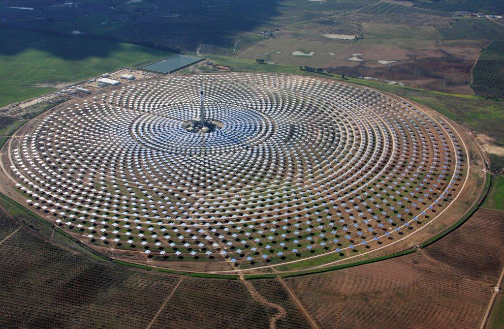 Resultado de imagen de planta de energia solar cadiz